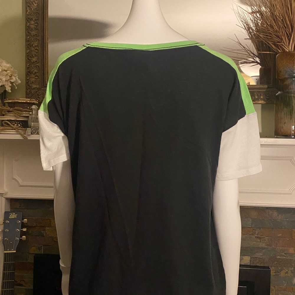 WOMANS T-SHIRT - Picture 2 of 4